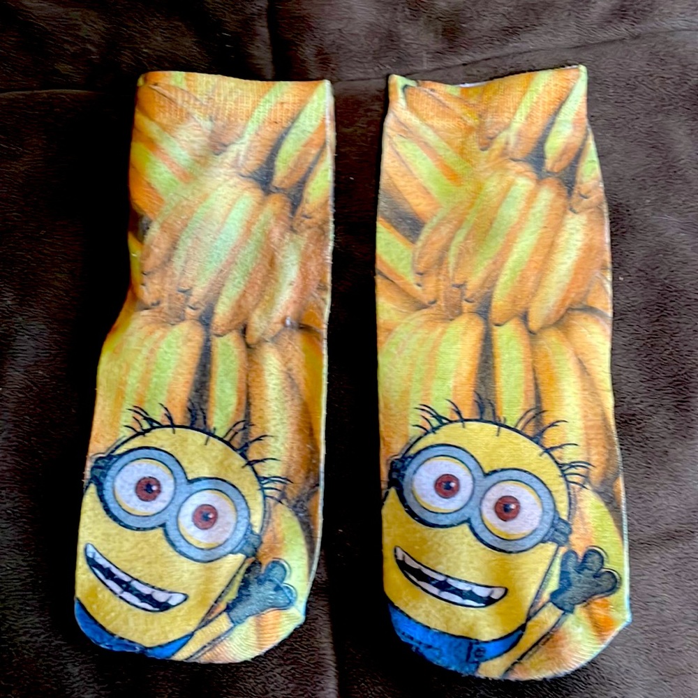 Minion socks and towel